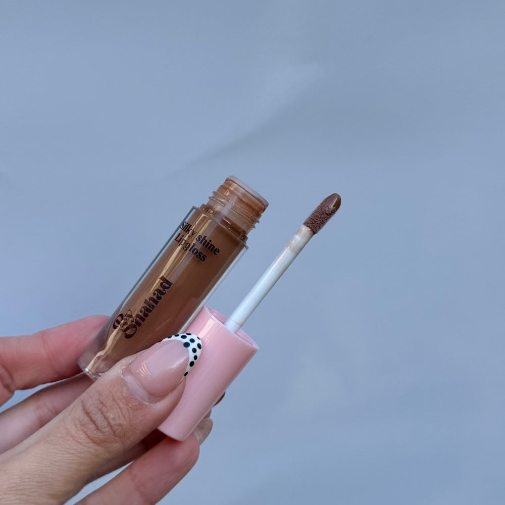 Silky shine lipgloss- coffee glaze